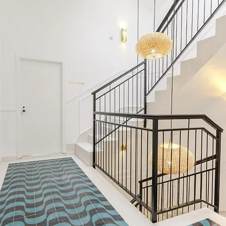 Luxurious In Historic Center Of Apartment Alicante