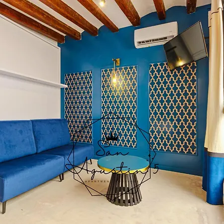 Luxurious In Historic Center Of